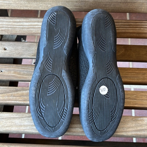 Innovative spiritwear cheer shoes black size 5, new - Picture 4 of 4